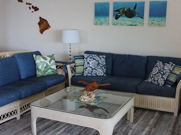 5th image of 75-5888 Alii Dr APT D38