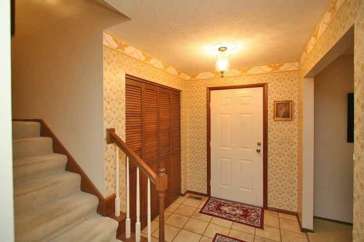 1st image of 6 Glen Echo Dr