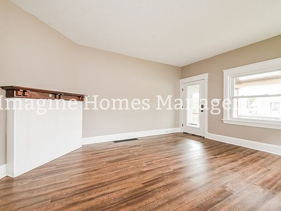 4th image of 1376 Gladys Ave #1