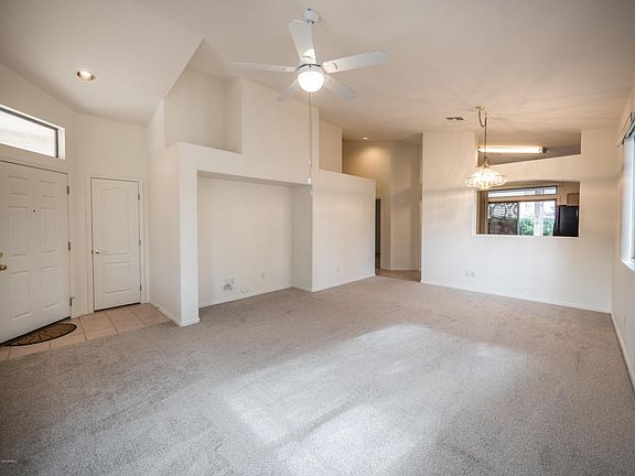 5th image of 4101 E Barwick Dr