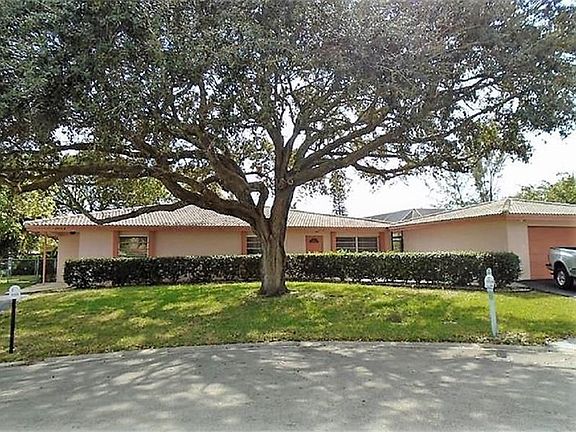 5th image of 8968 NW 27th St