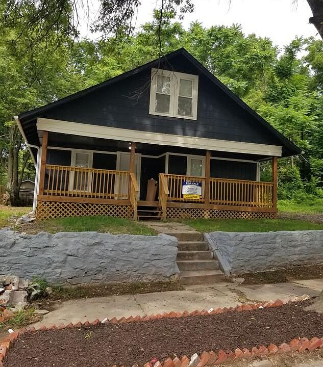 1st image of 2728 Chelsea Ave