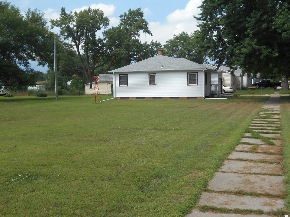 Very Large Corner Lot