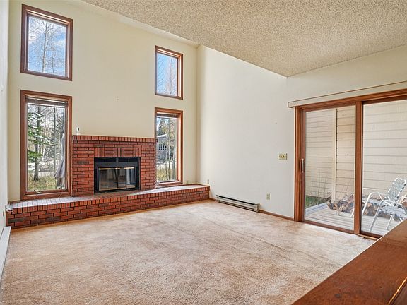 3rd image of 216 Creekside Drive UNIT 2