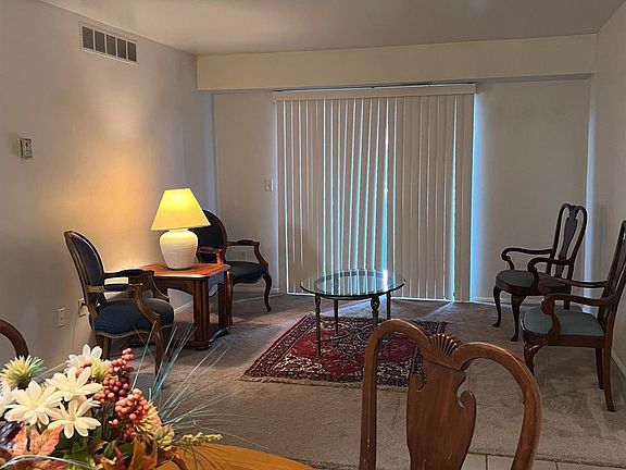 3rd image of 1471 E Chateau Vert St APT A