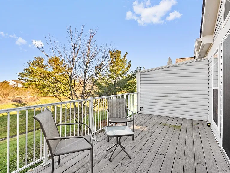4188 E Village Dr — Photo 10