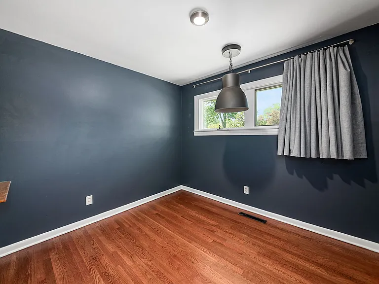 297 E Clearview Ave — Photo 19