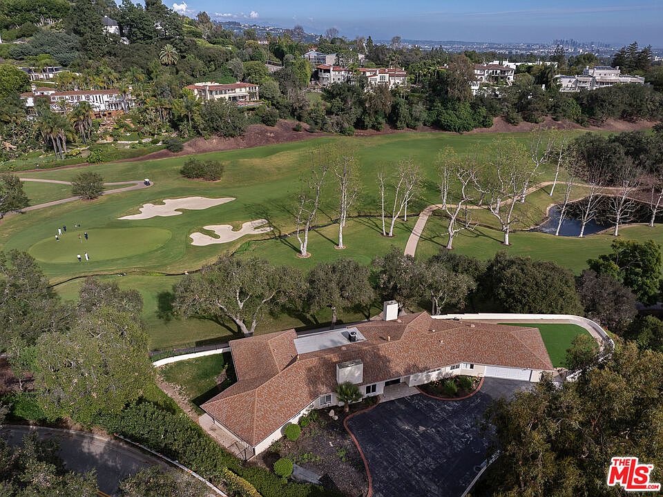 1st image of 10985 Bellagio Rd