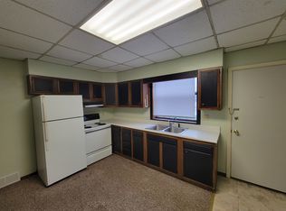 306 1st St SE, Oelwein, IA 50662