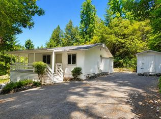 903 Forest View Dr, Willow Creek, CA 95573
