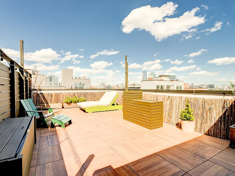 79 Clay St #4R — Photo 10