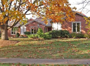 1053 Greensview Dr, Wooster, OH 44691