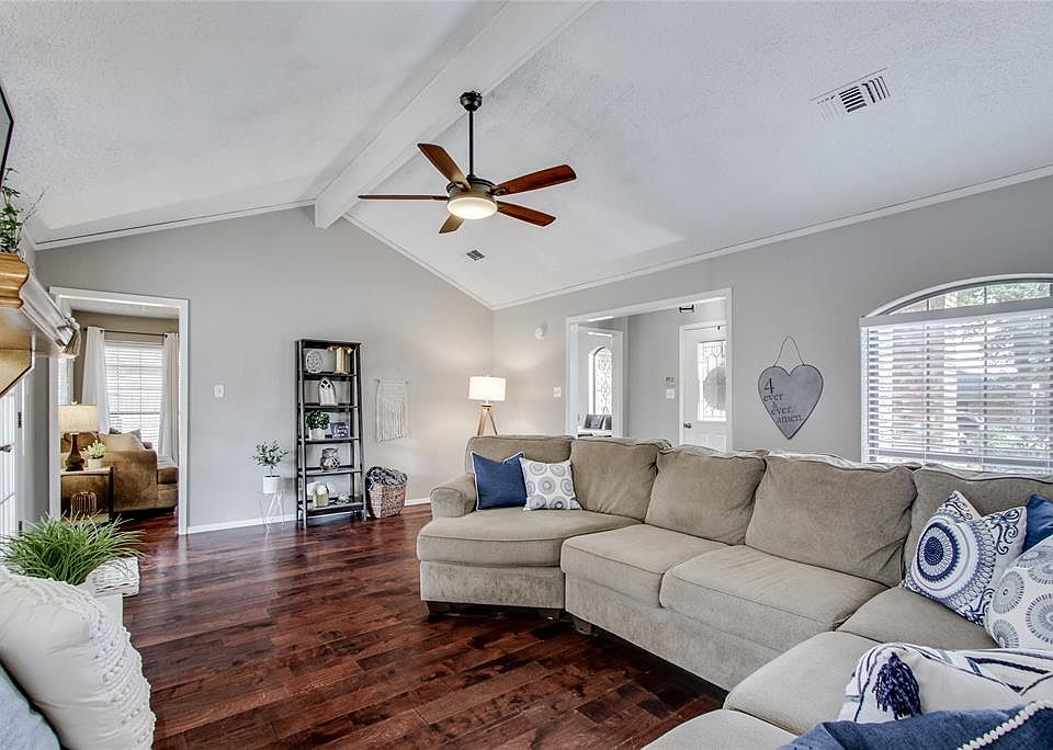 1st image of 1530 Gunnison Trl