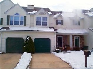 996 Glackens Ln, Wilmington, DE 19808