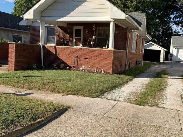 530 W Spring St, Bloomfield, IN 47424