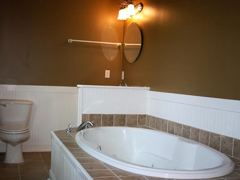 6 Hemlock Dr — Photo 3