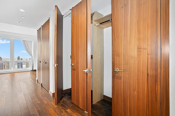 Rented by Douglas Elliman | media 23