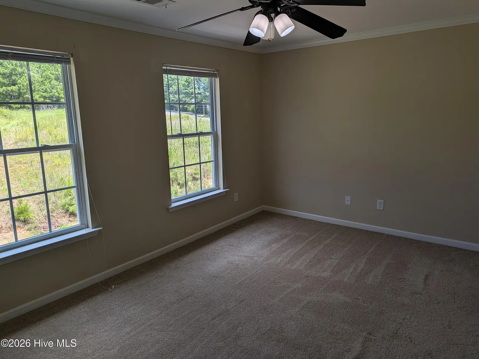 2 bed, 2.5 bath, $1,300 — Photo 4
