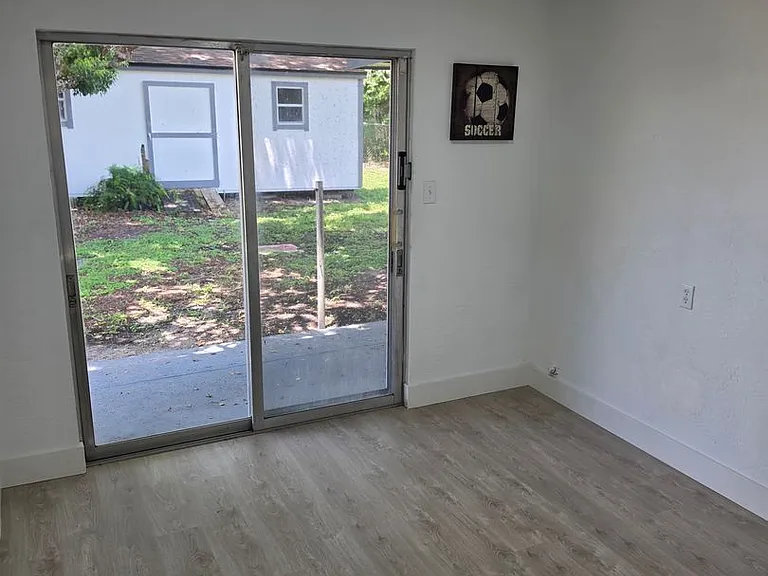 640 Westward Cir — Photo 36