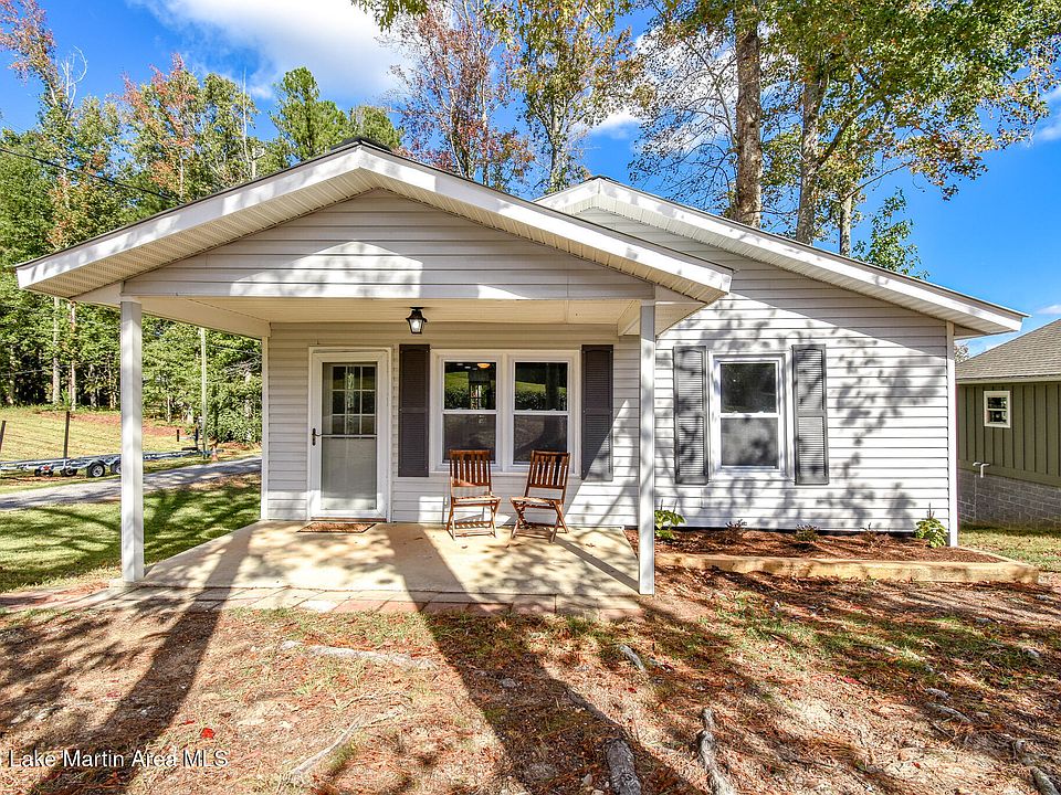 1st image of 157 Beach Dr