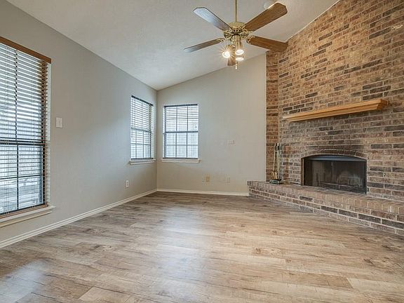 2nd image of 7025 Lo Chalmers Ln