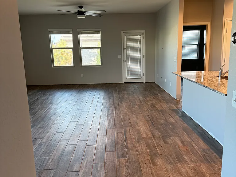 20001 W Woodlands Ave — Photo 8