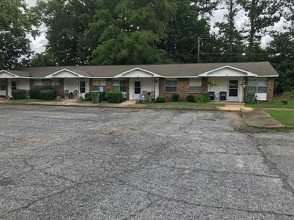 3rd image of 101 Stonehaven Dr