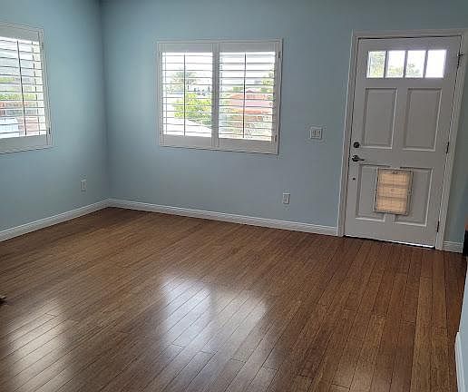 3rd image of 10650 Woodward Ave