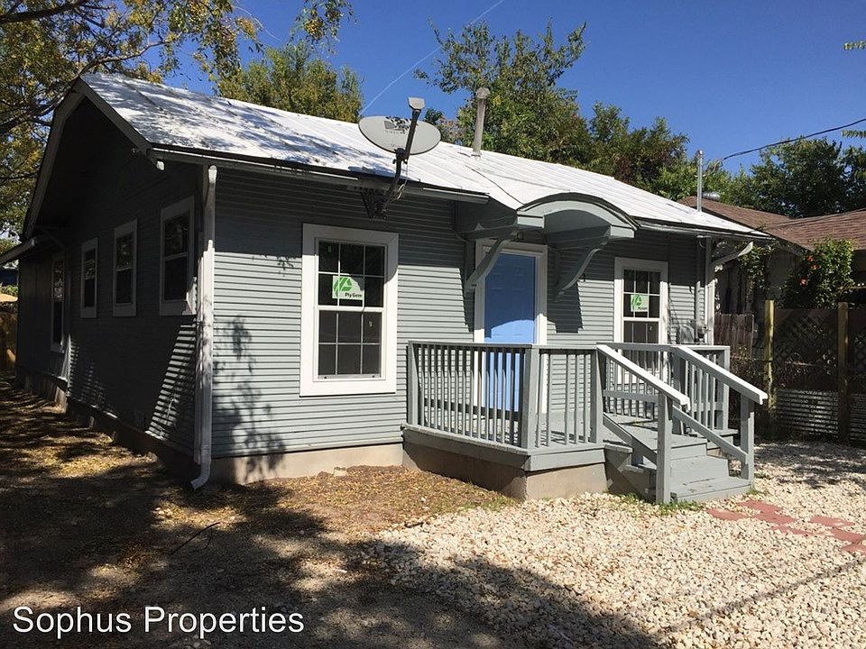 1st image of 121 Palo Blanco St