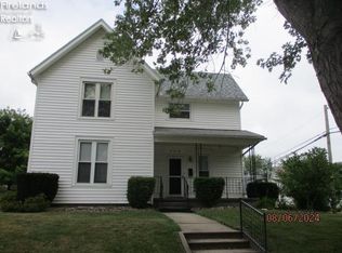 404 W Emerald St, Willard, OH 44890