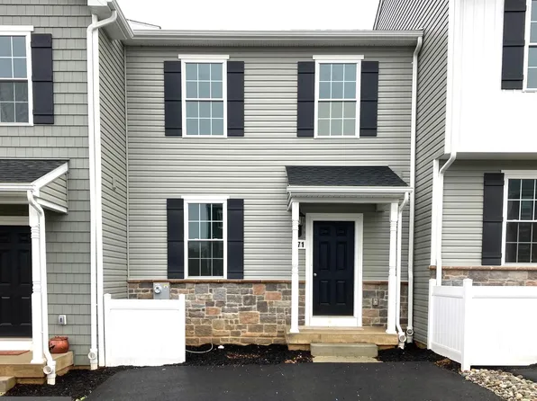 121 Holstein Dr #162, Hanover, PA 17331