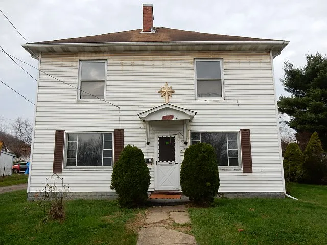 614 S 10th St photo 1