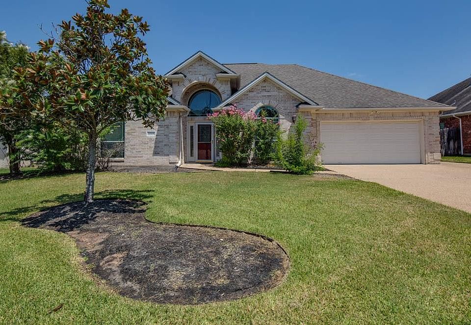1st image of 3705 Bridle Ct