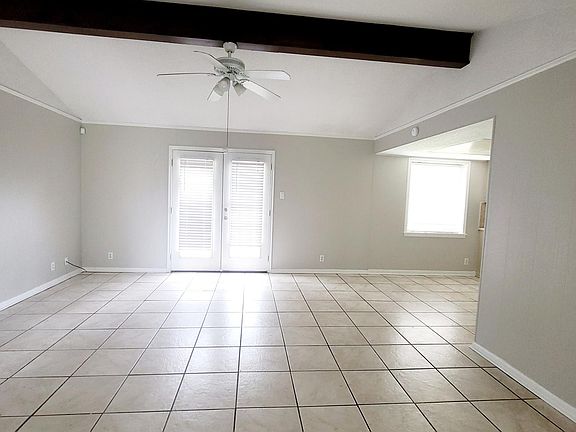 2nd image of 343 Vanessa Ave