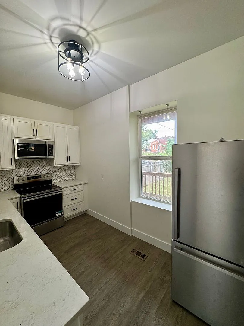3457 Miami St Louis MO 63118 — Photo 2