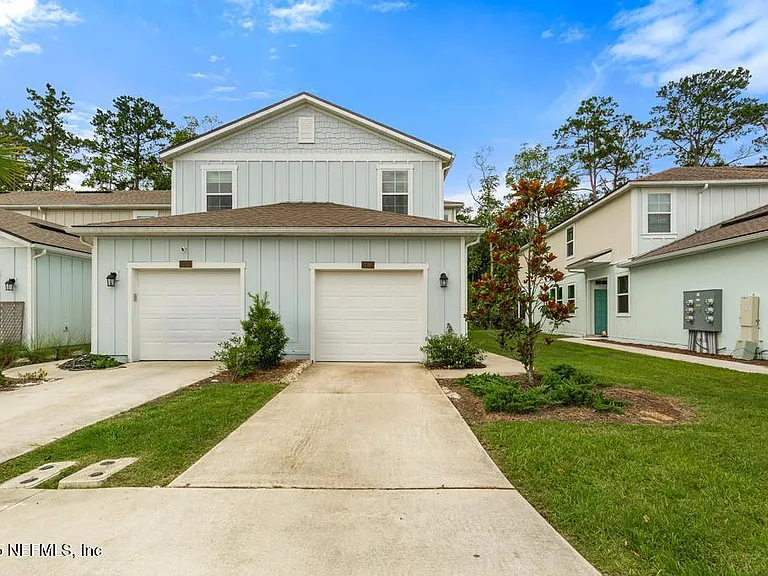 170 Pasadena Dr — Photo 1