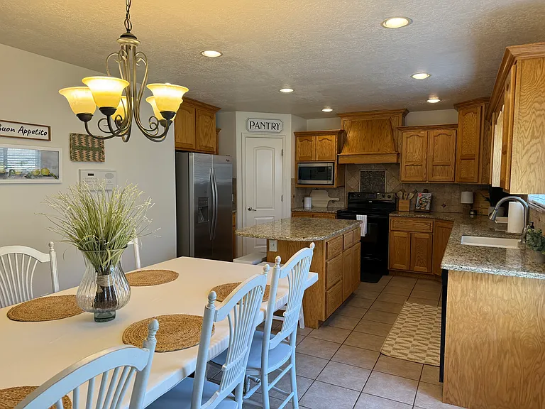 3546 N Blue Sage Rd W — Photo 6