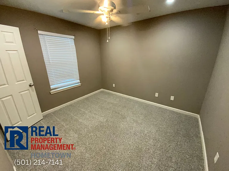 2809 Ewing Ln — Photo 10