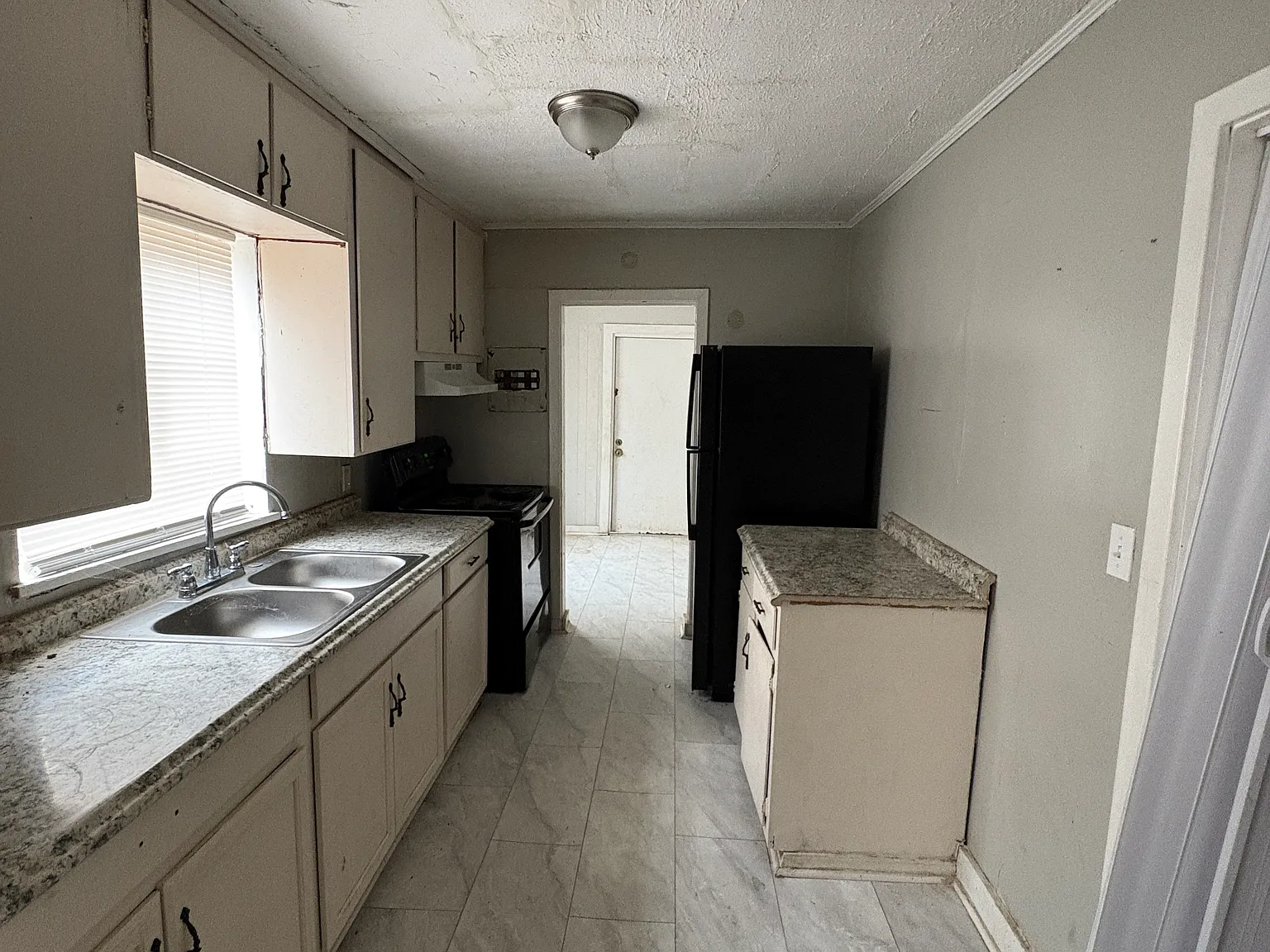 3963 South Court Street — Photo 3