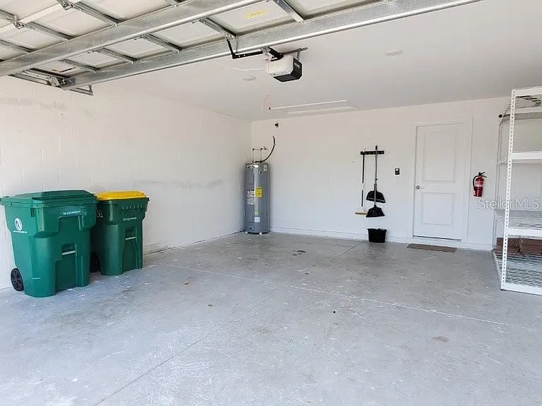 16087 Ivy Ridge Ct — Photo 36