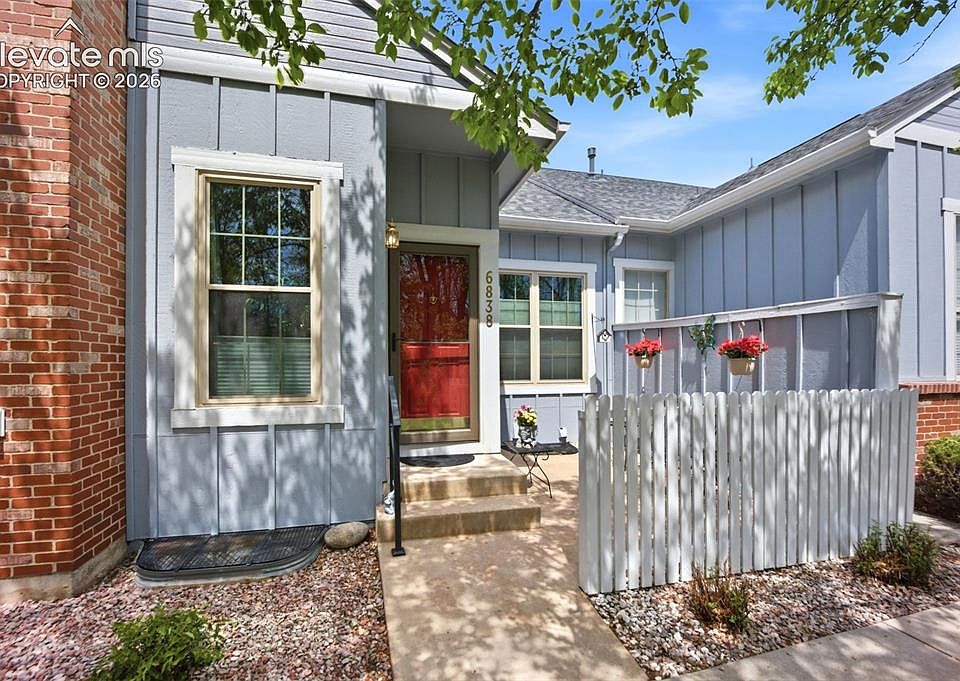 1st image of 6838 Los Reyes Cir