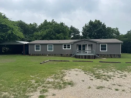 501 W Ryan Rd Photo 1