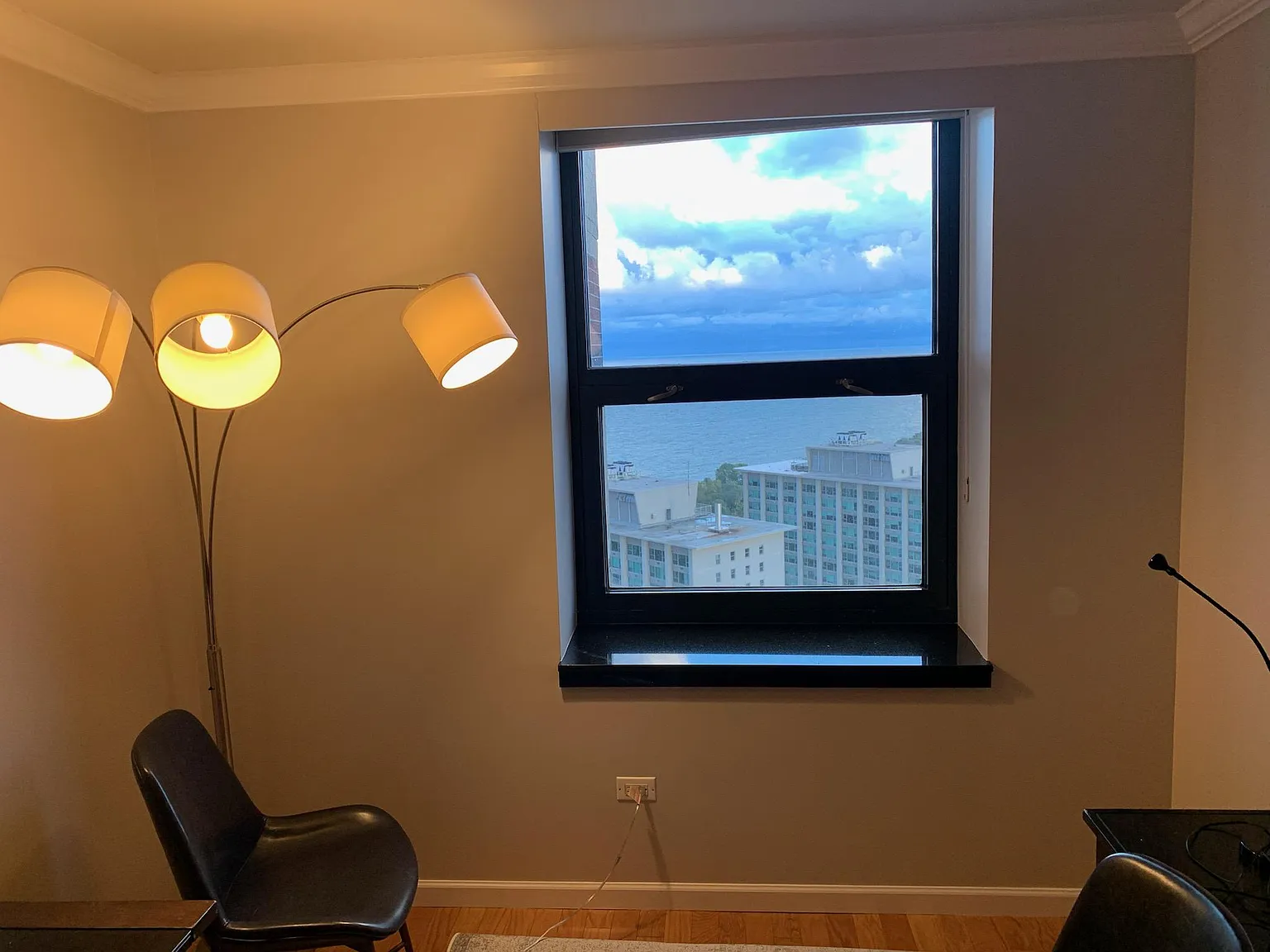 2 bed, 1350 sqft, $3,300 — Photo 3