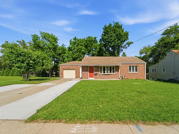 2nd image of 5905 SW 9th St