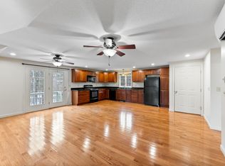 270 Russellville Rd #1, Westfield, MA 01085