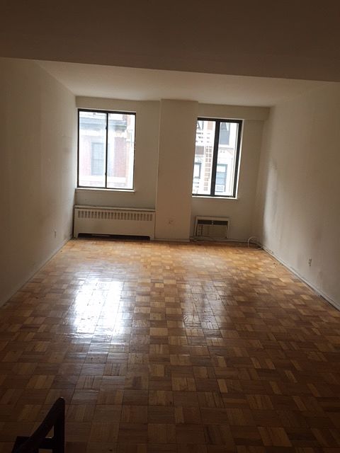 1st image of 123 E 83rd St APT 3B