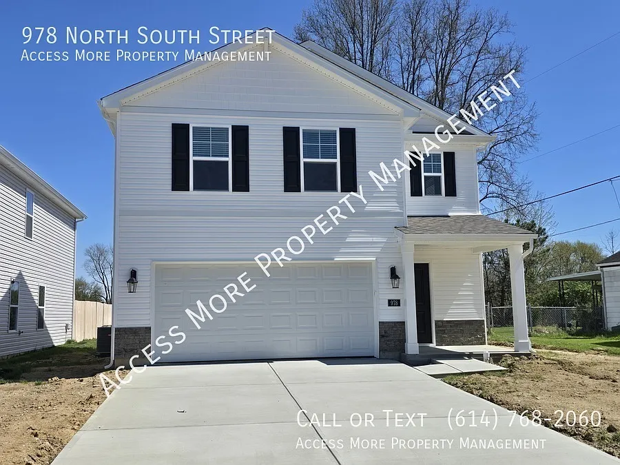 Building Photo - 978 N South St