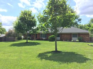 7615 Rolling Oak Dr, Dayton, OH 45459