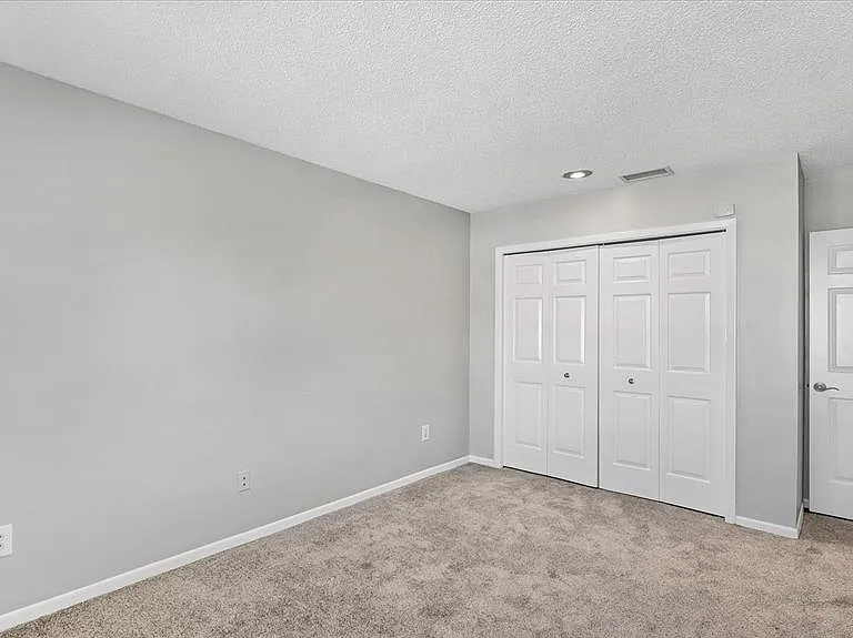 120 Sands Point Dr — Photo 25