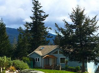 234 Island View Rd, Eastsound, WA 98245